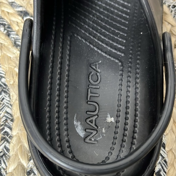 NAUTICA Women’s Black Cut Out Slide On Mules Clogs Size 8 - Picture 4 of 7